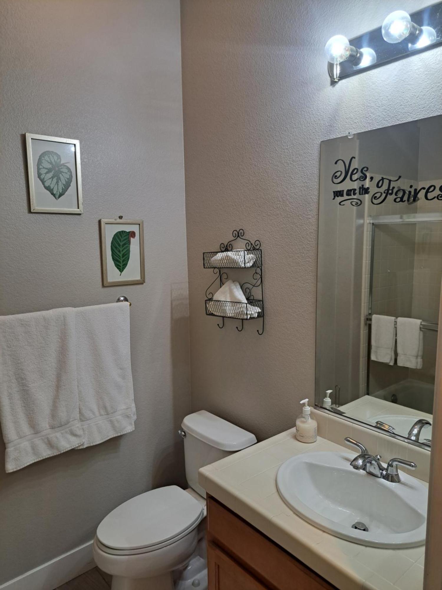 Roseville Properties Extérieur photo